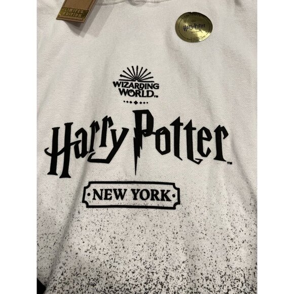 NWT Harry Potter Wizarding World NY Exclusive Colour Pop OMBRE Hoodie Size M - Picture 3 of 4